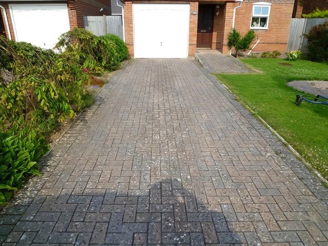 Patio Driveway Before Cleaning